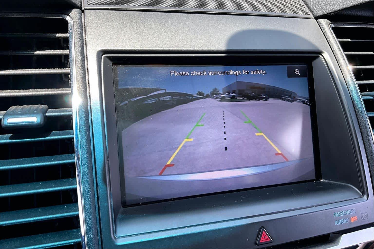 Used 2013 Ford Taurus Limited FWD image 22