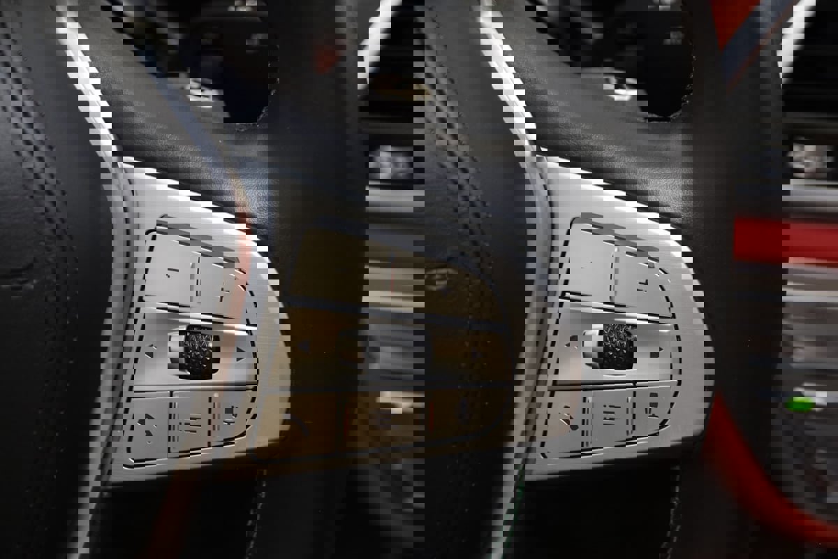 Used 2022 BMW ALPINA B7 xDrive w/ Luxury Rear Seating Package image 70