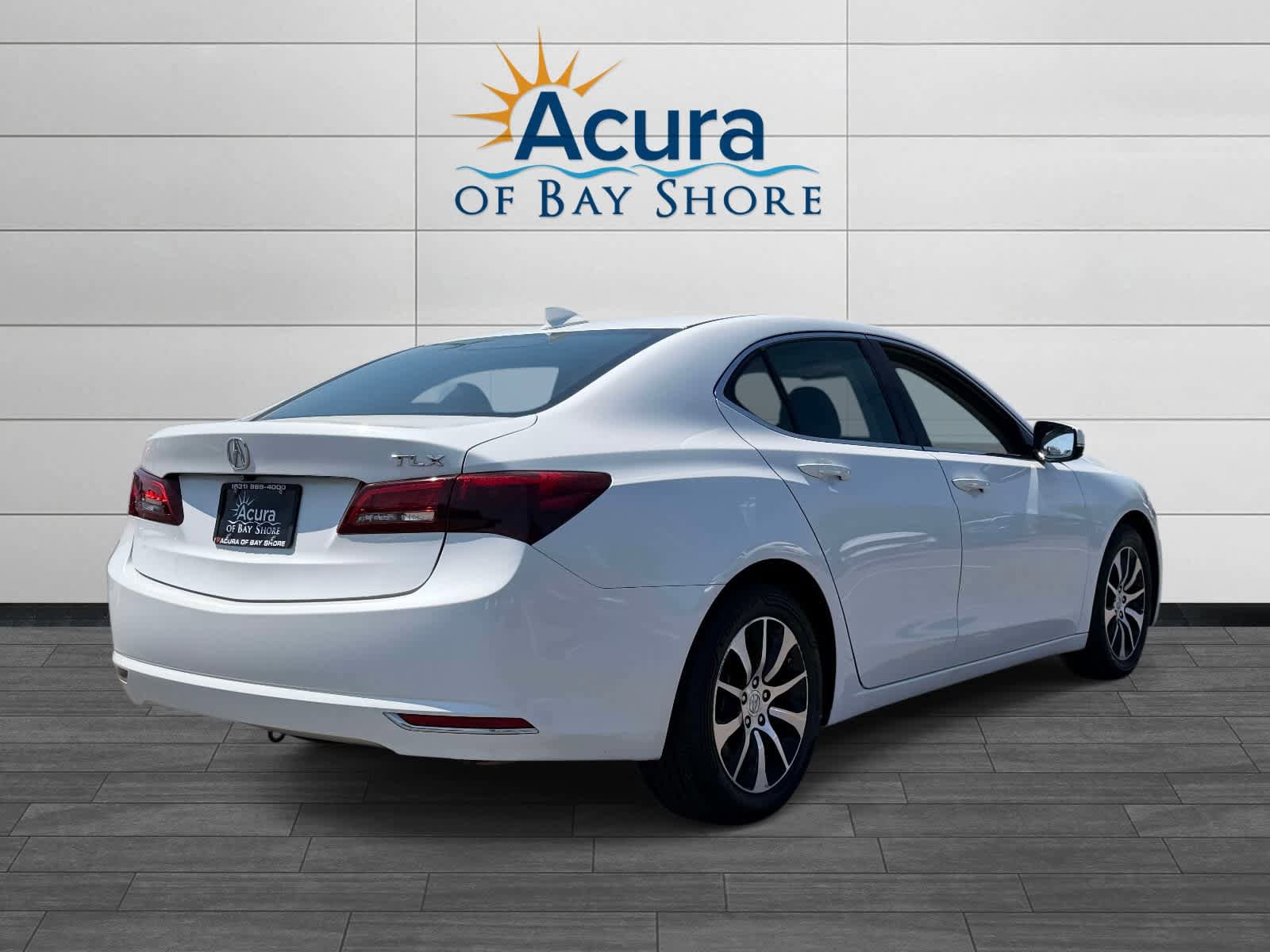 Used 2016 Acura TLX w/ Technology Package FWD image 6
