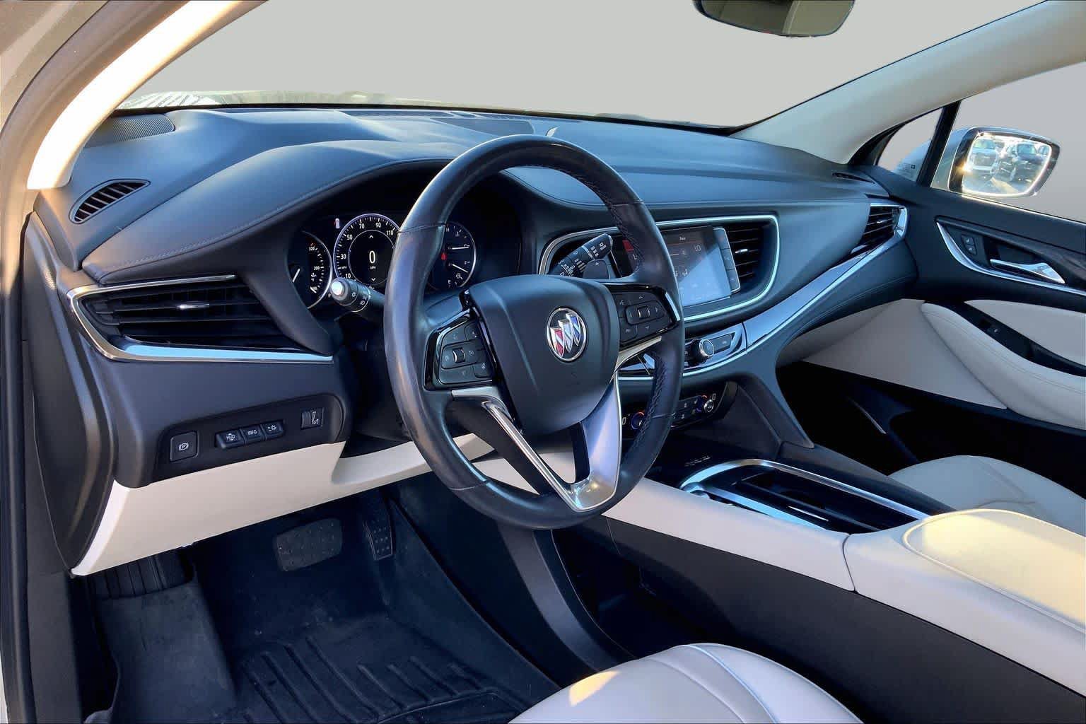 Used 2024 Buick Enclave Avenir w/ Avenir Technology Package FWD image 15