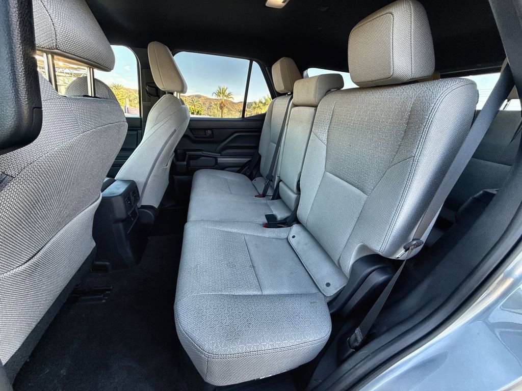 Used 2025 Toyota 4Runner SR5 image 24