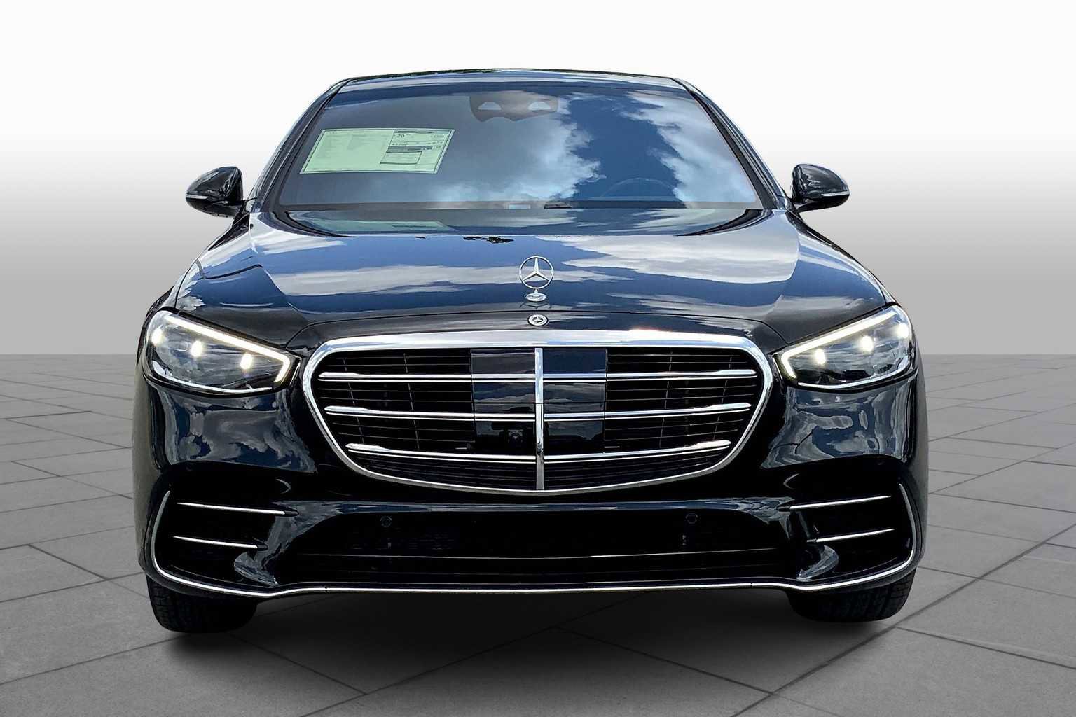 New 2025 Mercedes-Benz S 580 4MATIC Sedan image 3
