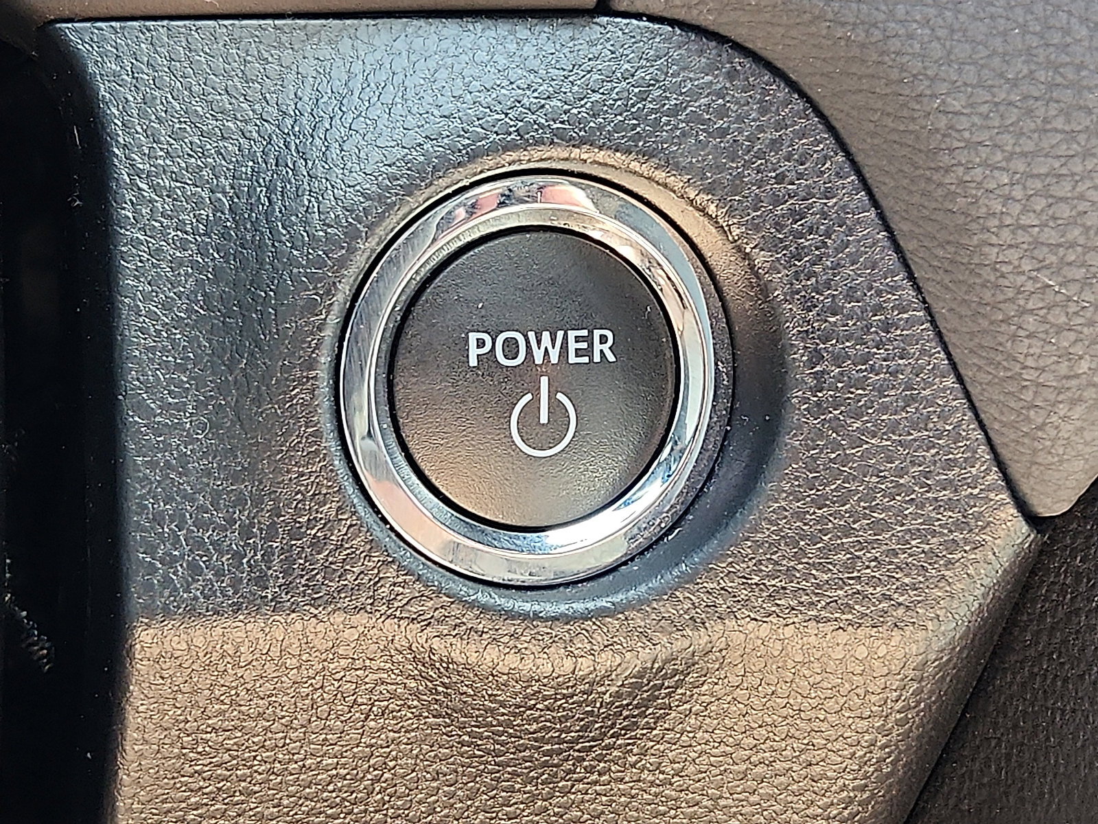 Used 2024 Toyota RAV4 XLE image 23