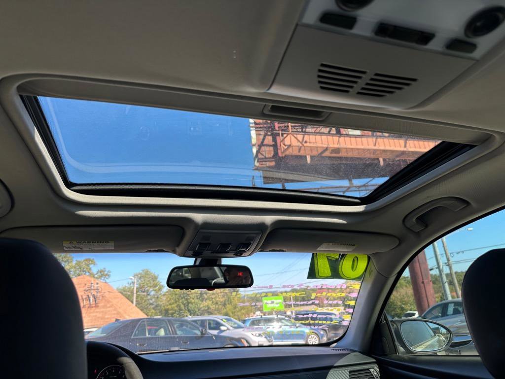 Used 2007 BMW 335i Coupe image 6