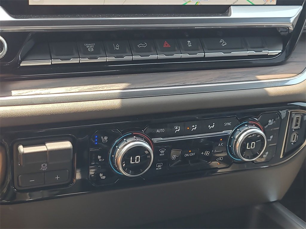 New 2025 GMC Sierra 2500 SLT w/ SLT Convenience Package image 13