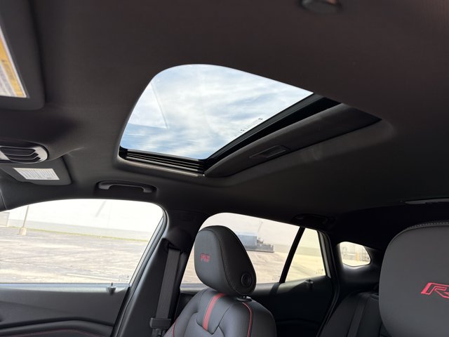 New 2026 Chevrolet Trax RS w/ Sunroof Package FWD image 13