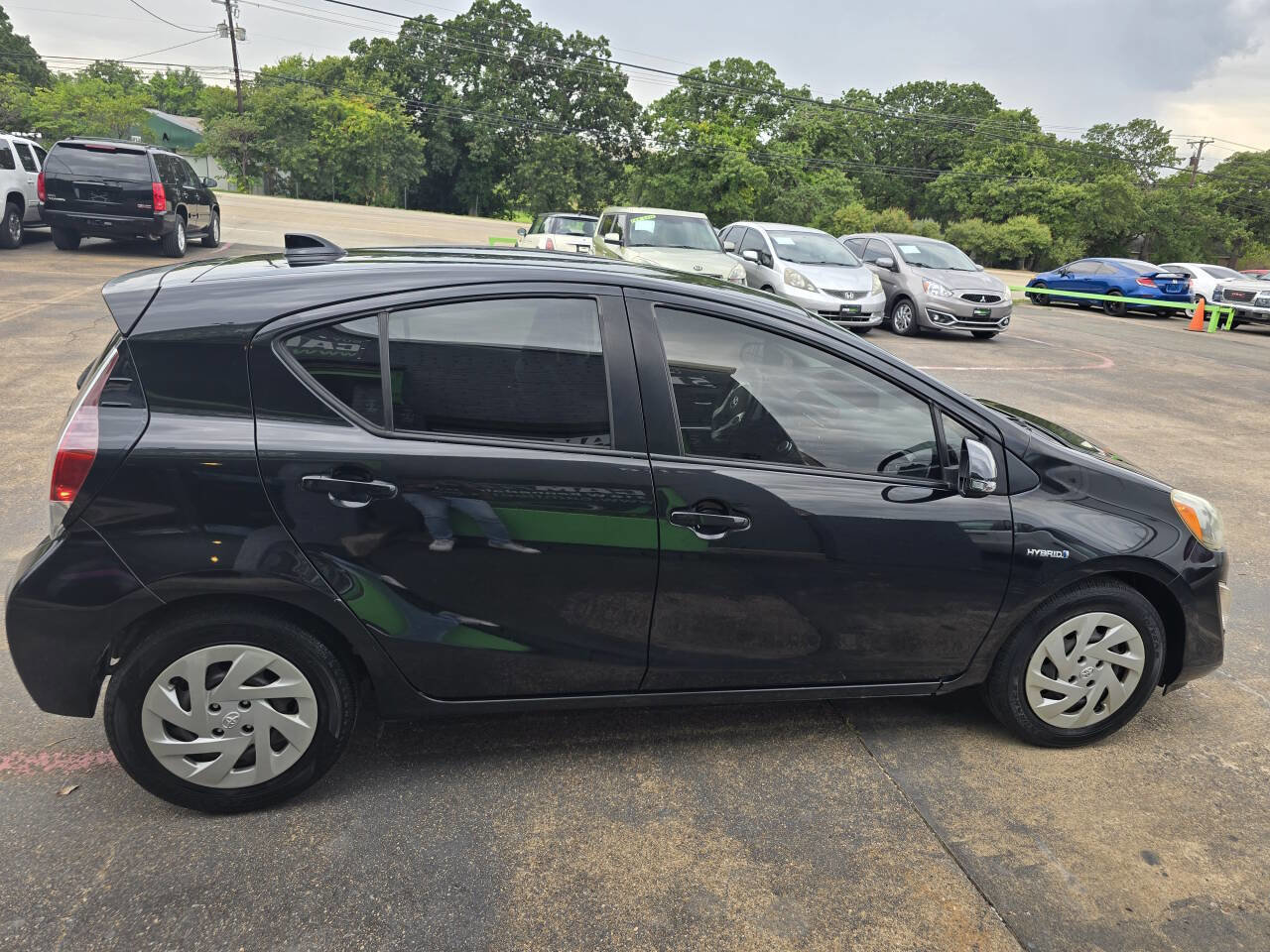 Used 2016 Toyota Prius C Two image 13