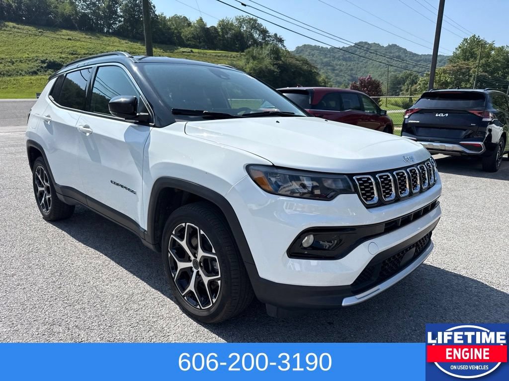Used 2025 Jeep Compass Limited AWD/4WD image 4
