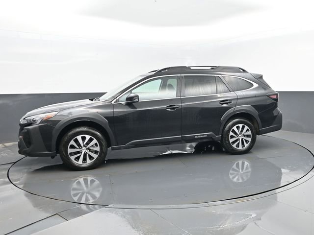 Used 2025 Subaru Outback Premium AWD/4WD image 5