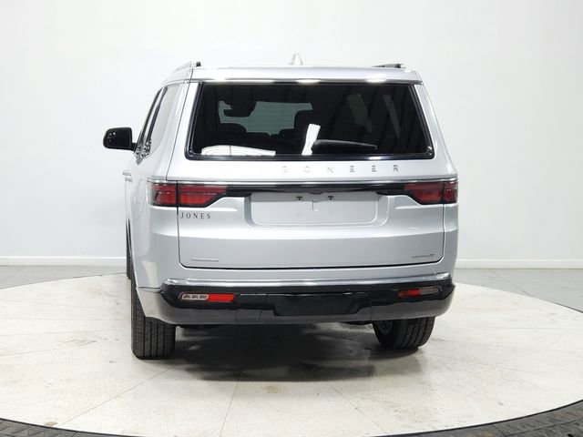 Used 2022 Jeep Wagoneer Series III w/ Premium Group I image 6