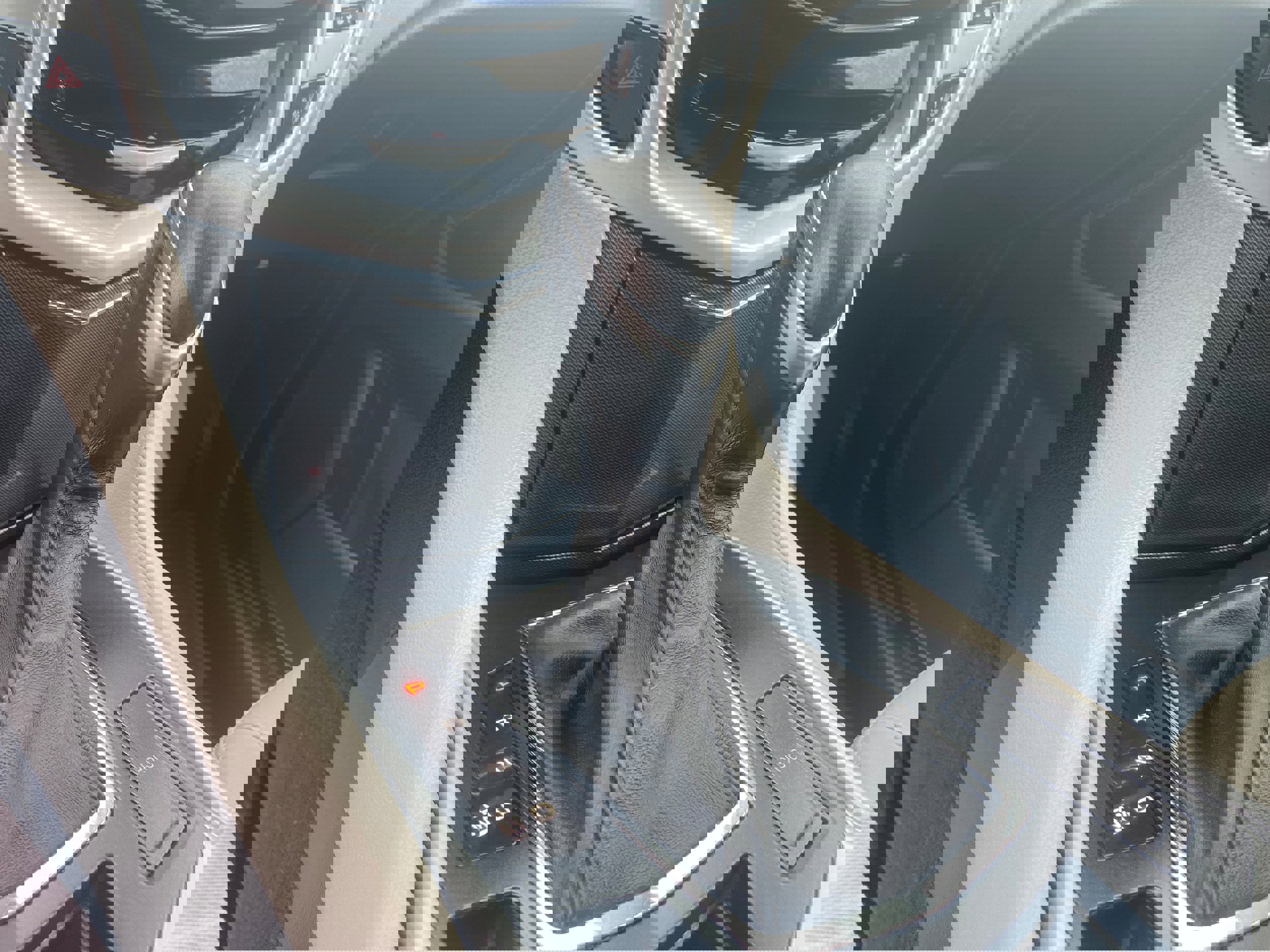 Used 2013 Cadillac SRX image 14