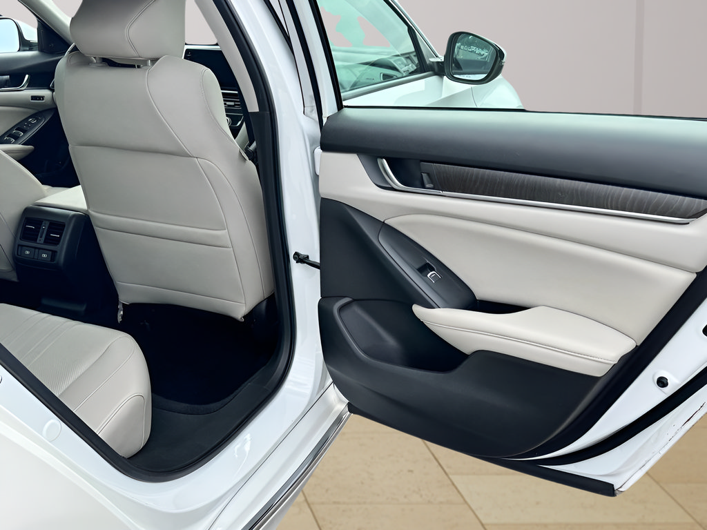 Used 2022 Honda Accord EX-L image 30