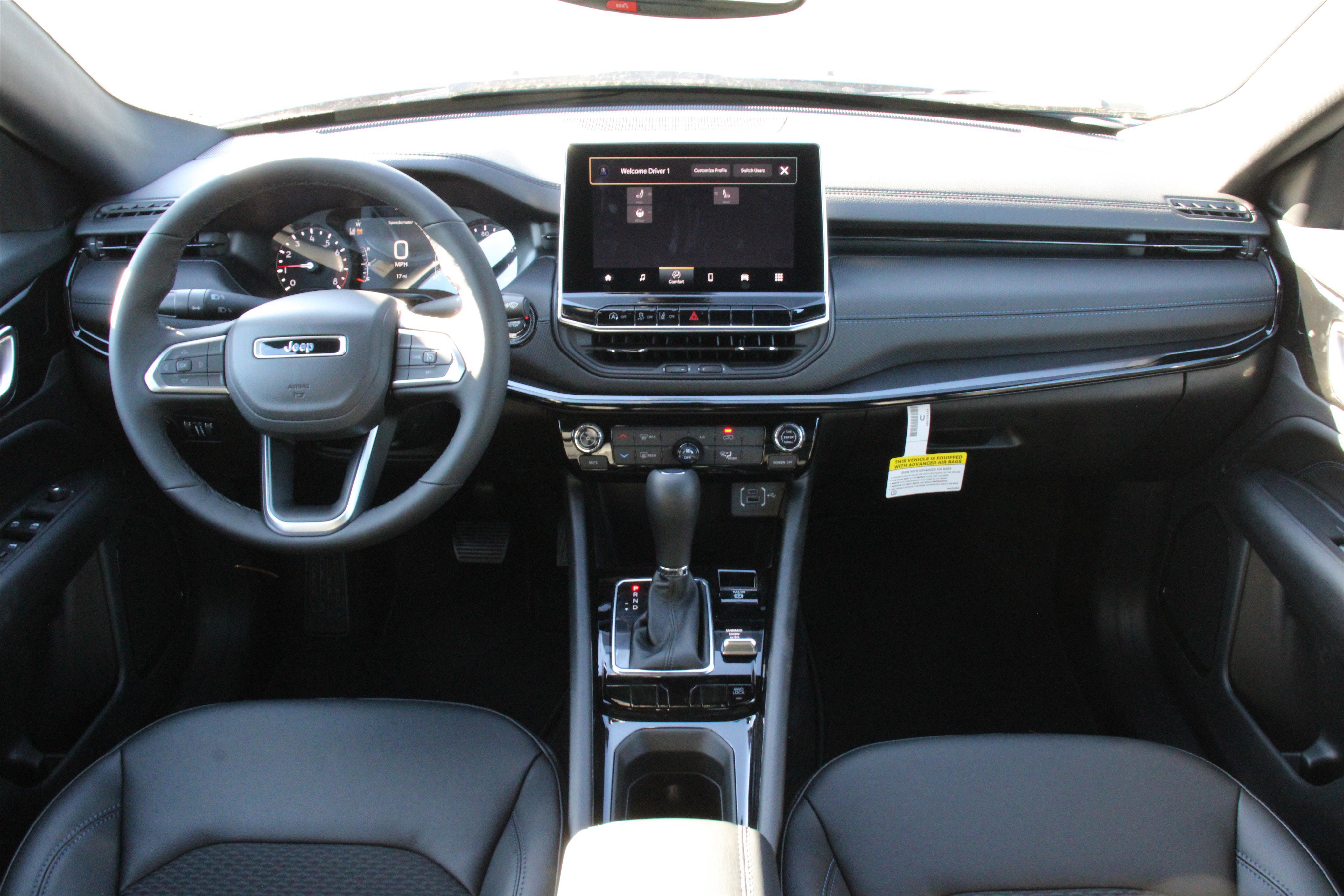 New 2026 Jeep Compass Latitude image 2