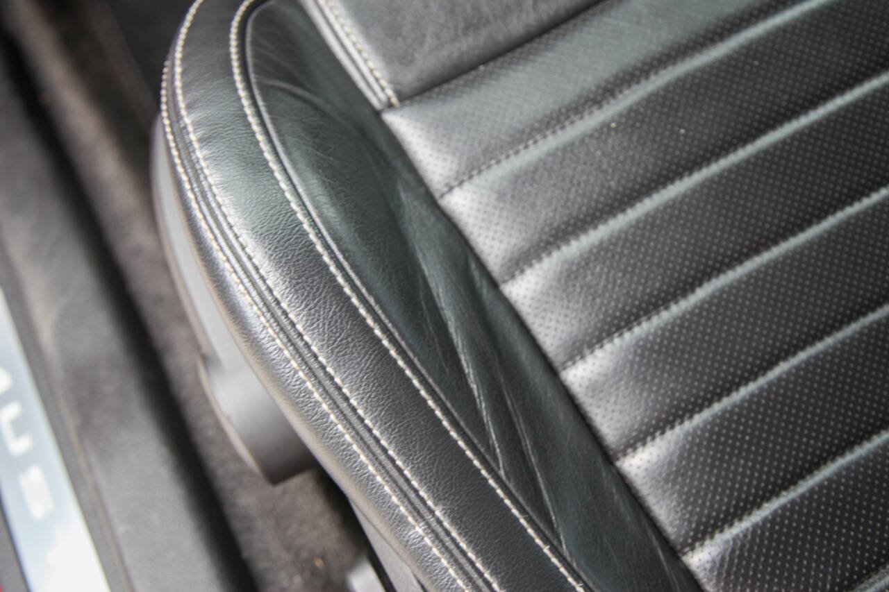 Used 2011 Ford Mustang GT Premium w/ Electronics Pkg RWD image 51