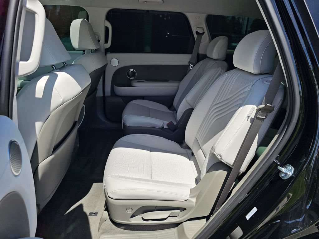 Used 2026 Hyundai Palisade SEL AWD/4WD image 17