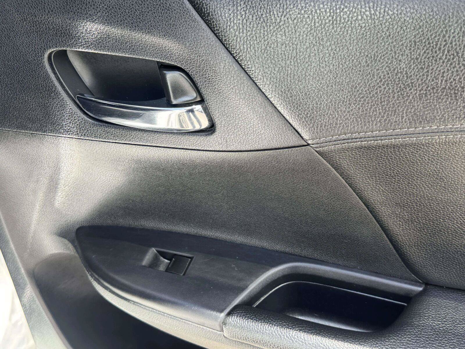 Used 2013 Honda Accord Sport image 51