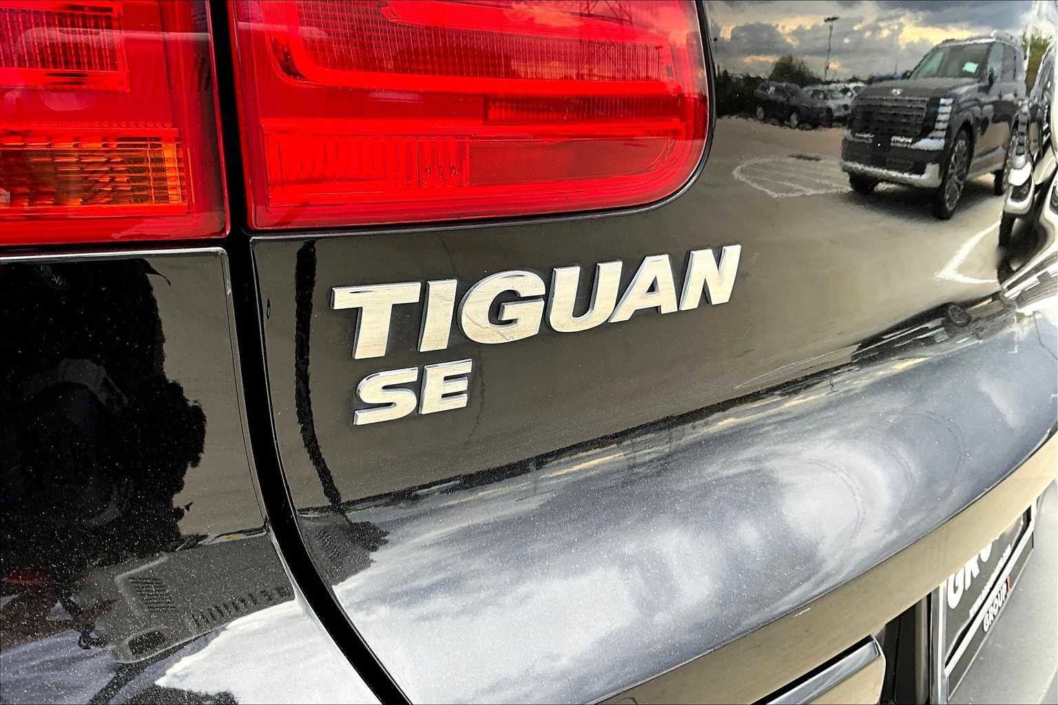 Used 2016 Volkswagen Tiguan SE image 30