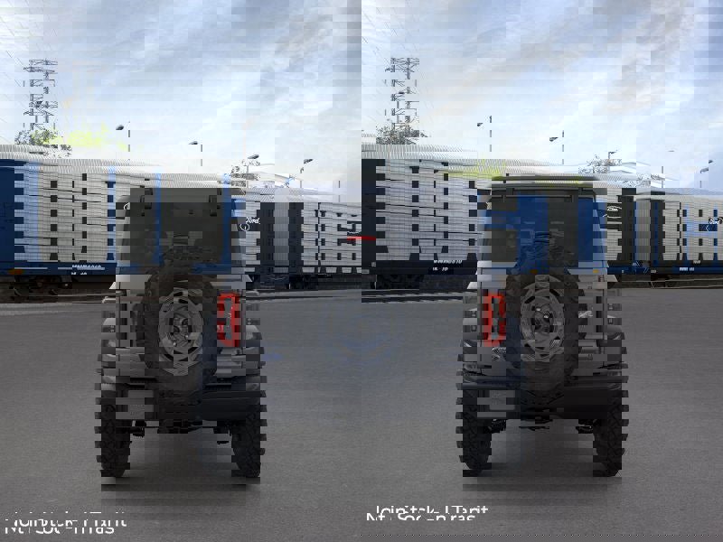 New 2025 Ford Bronco Badlands image 5