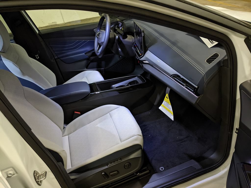 New 2026 Volkswagen ID.4 Pro S Plus AWD/4WD image 22