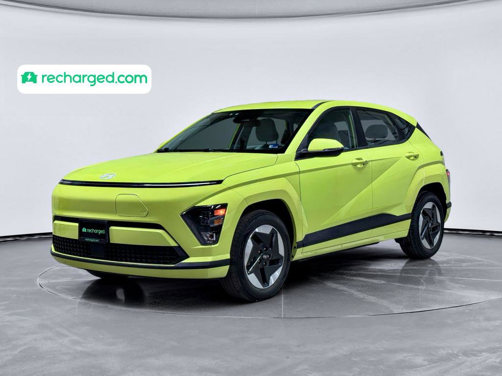 Used 2024 Hyundai Kona SE FWD image 1