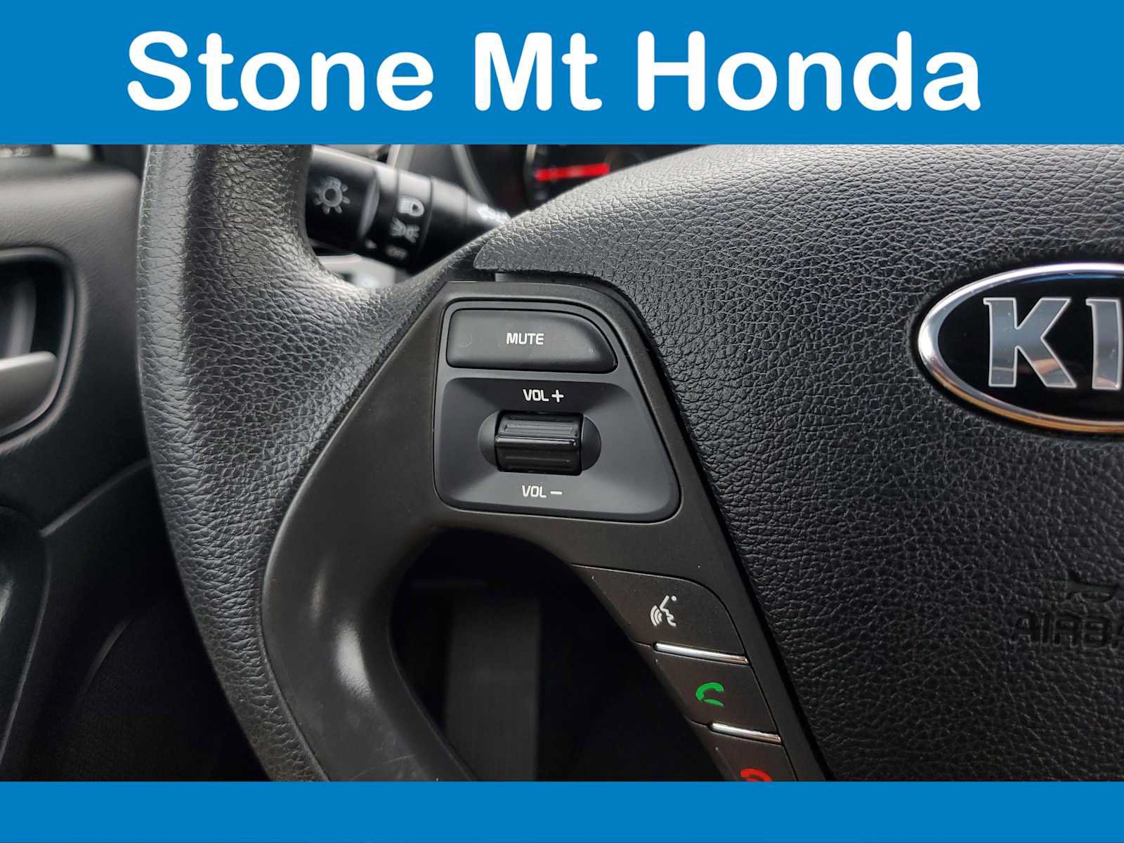 Used 2017 Kia Forte LX FWD image 20