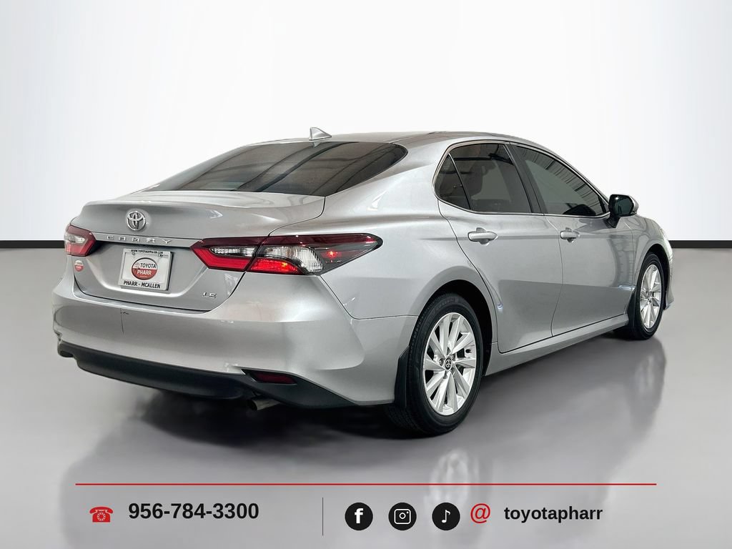 Used 2024 Toyota Camry LE w/ Convenience Package FWD image 4