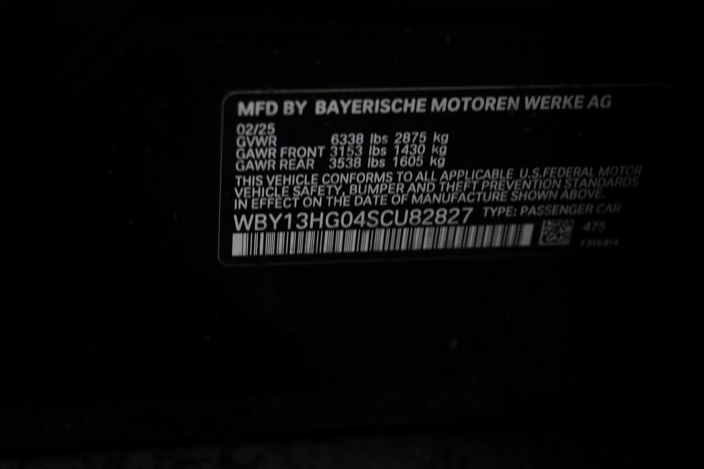 New 2025 BMW i5 xDrive40 w/ Premium Package image 25