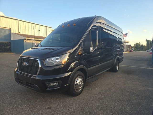 Certified 2024 Ford Transit 350 XLT image 40