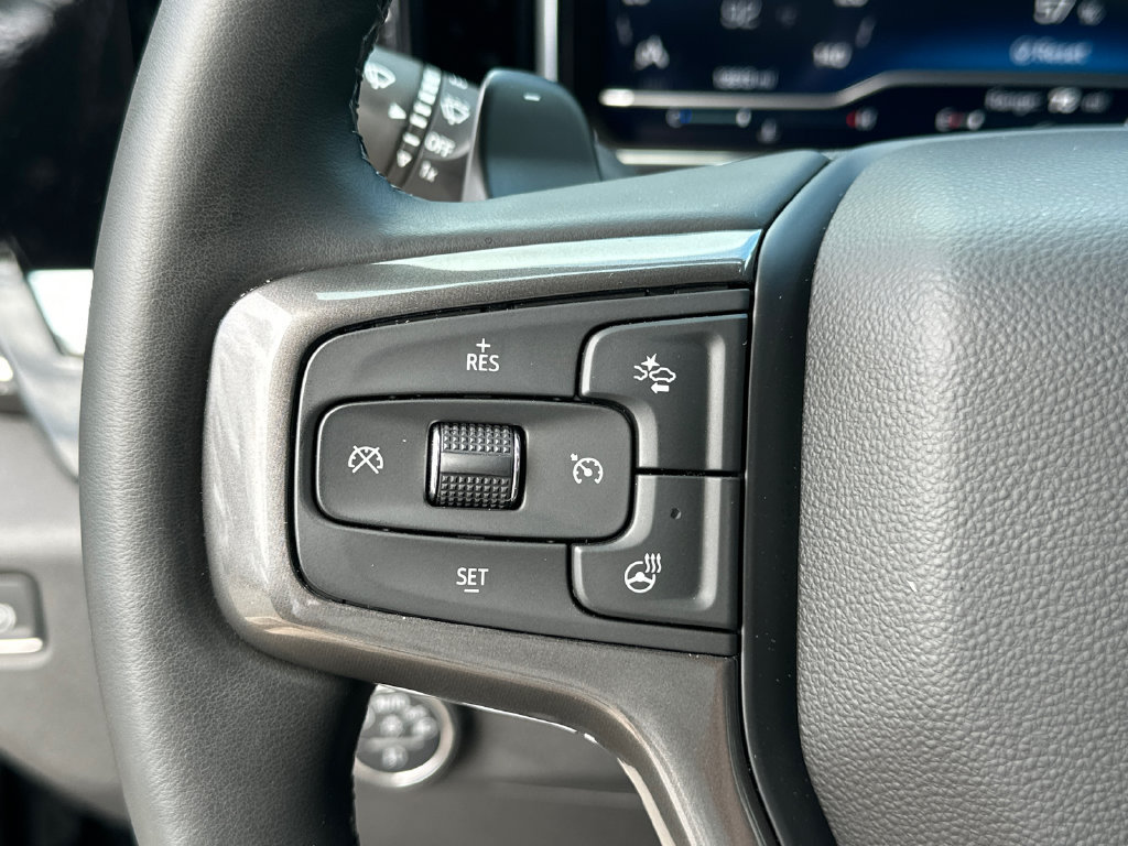 Used 2025 Chevrolet Silverado 1500 High Country w/ Midnight Edition AWD/4WD image 25