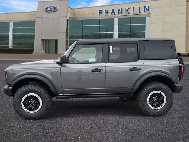 New 2026 Ford Bronco Badlands image 4