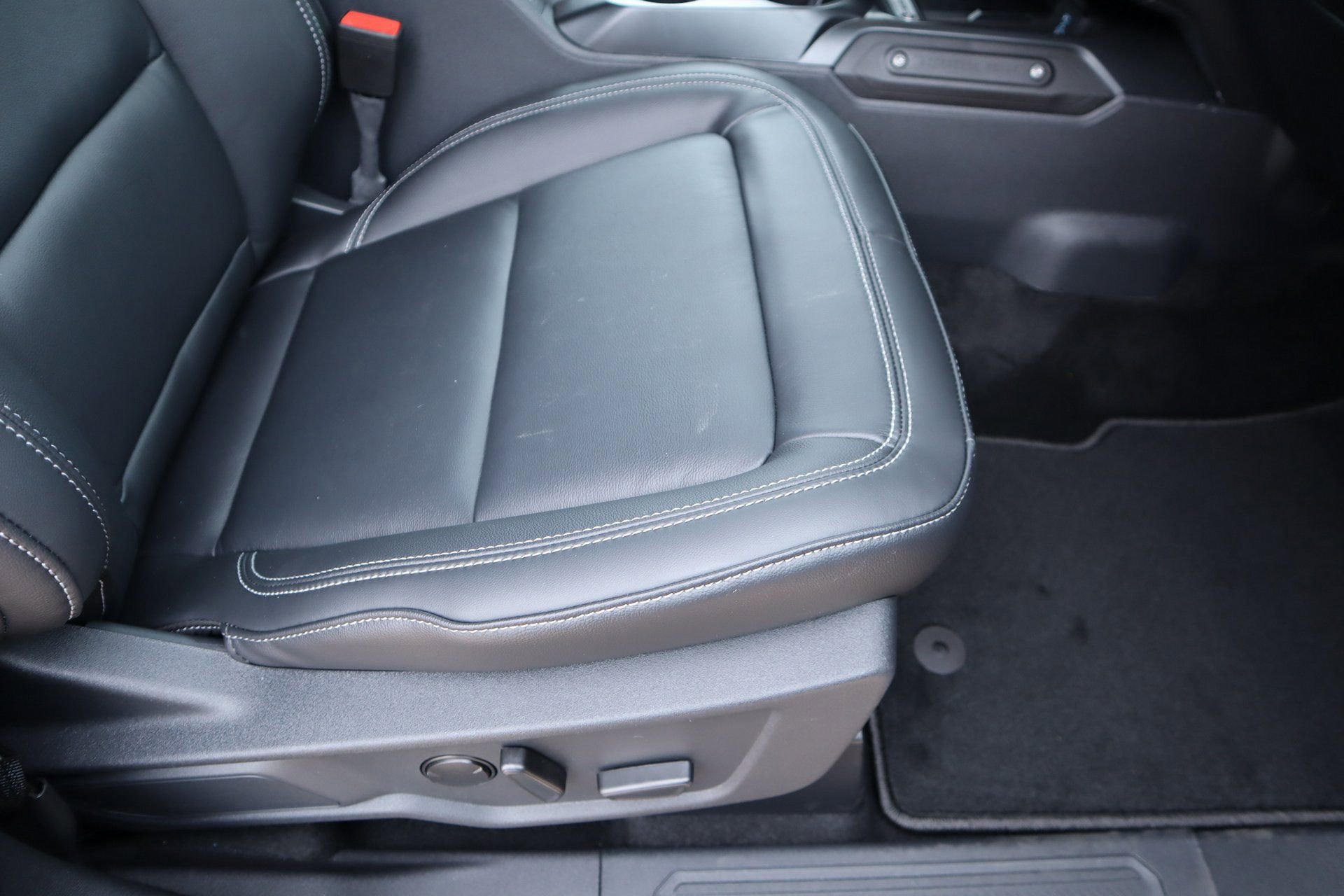 New 2025 Ford Bronco Outer Banks image 14