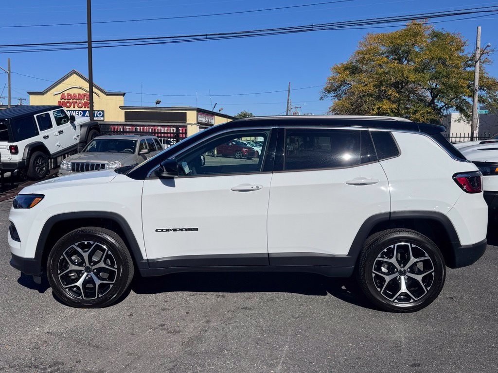 New 2026 Jeep Compass Limited w/ Sun, Sound & Navigation Group AWD/4WD image 4