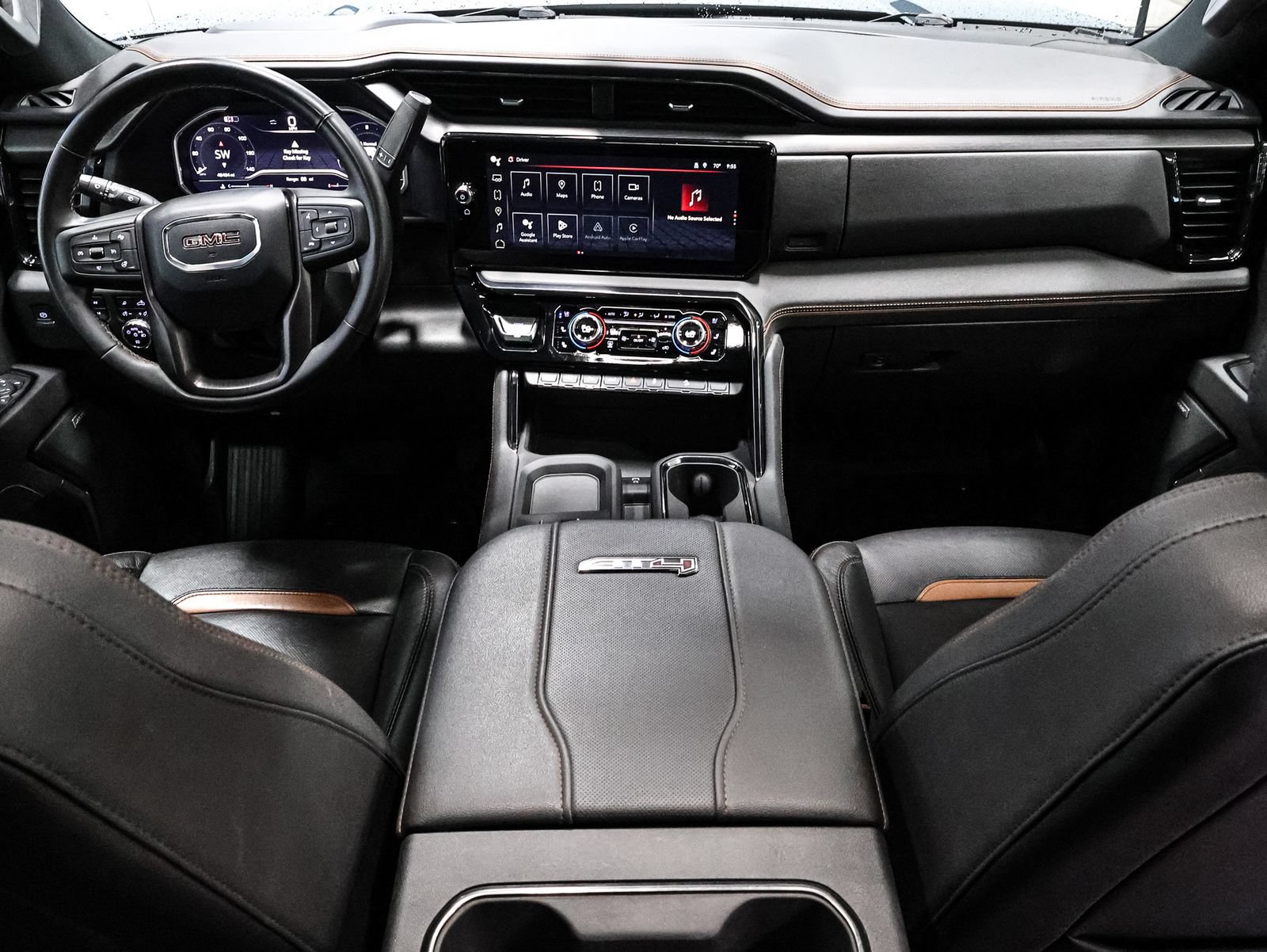 Used 2024 GMC Sierra 3500 AT4 w/ Technology Package AWD/4WD image 27