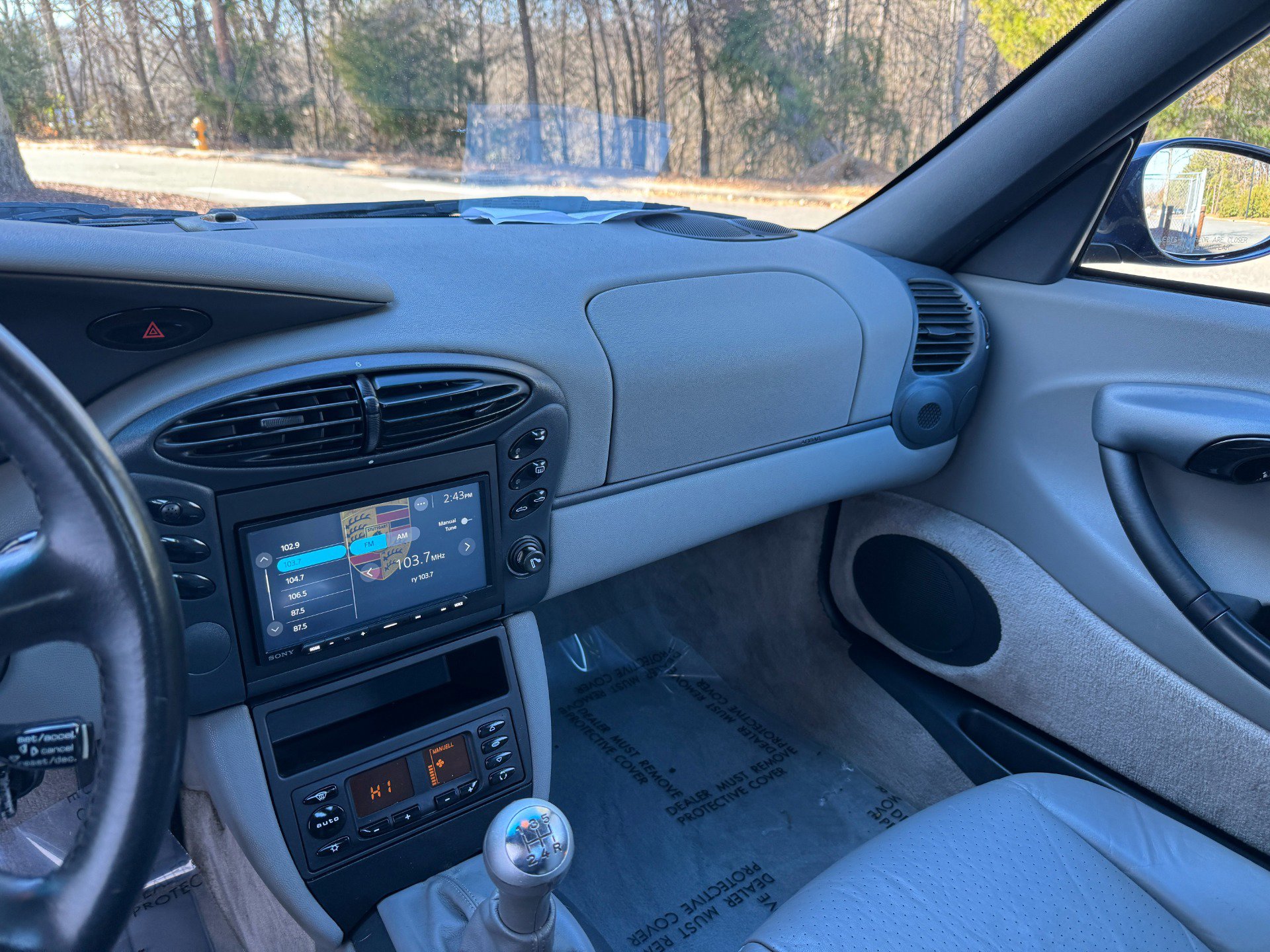 Used 1999 Porsche Boxster image 31