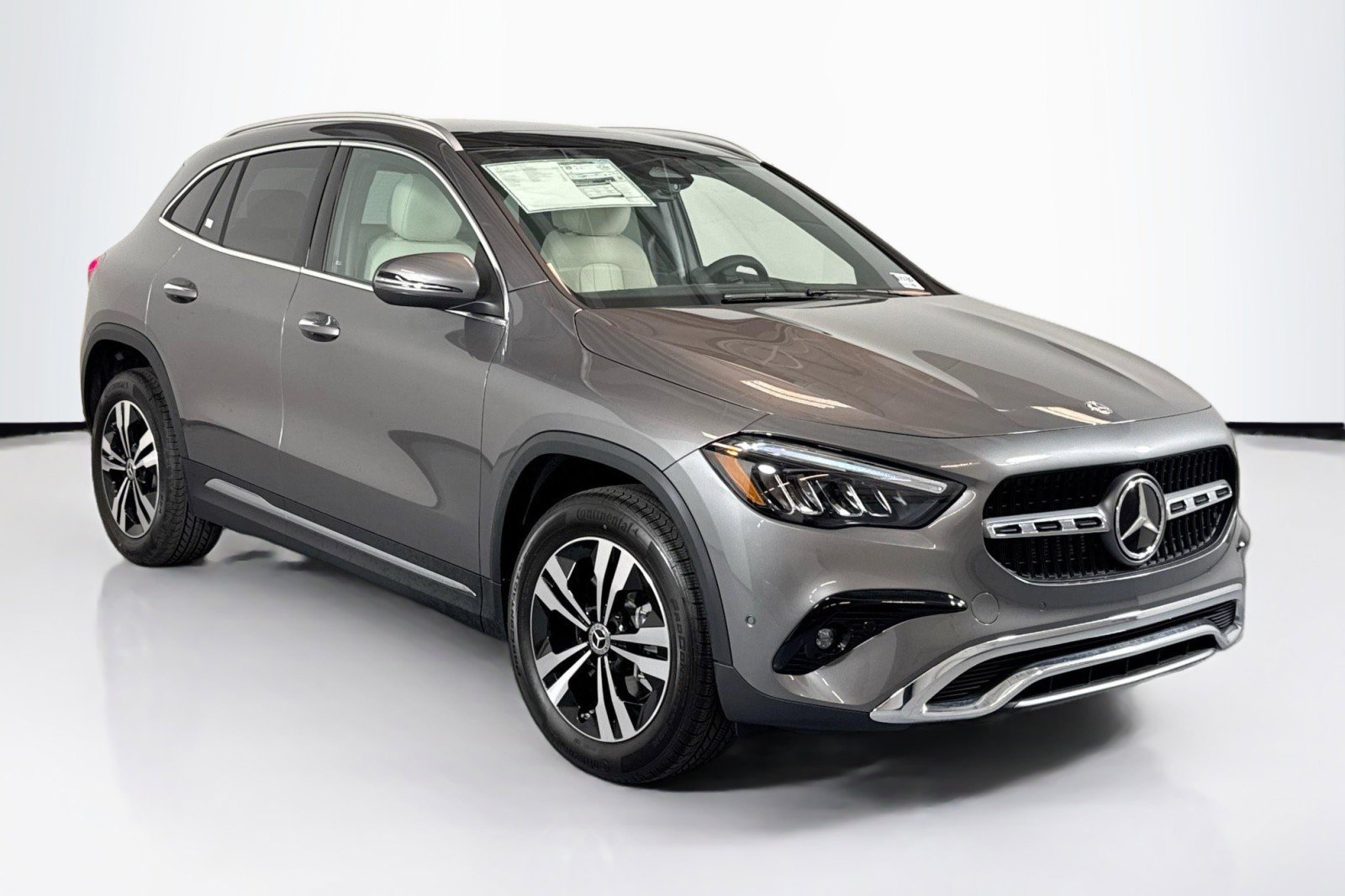 New 2026 Mercedes-Benz GLA 250 image 3