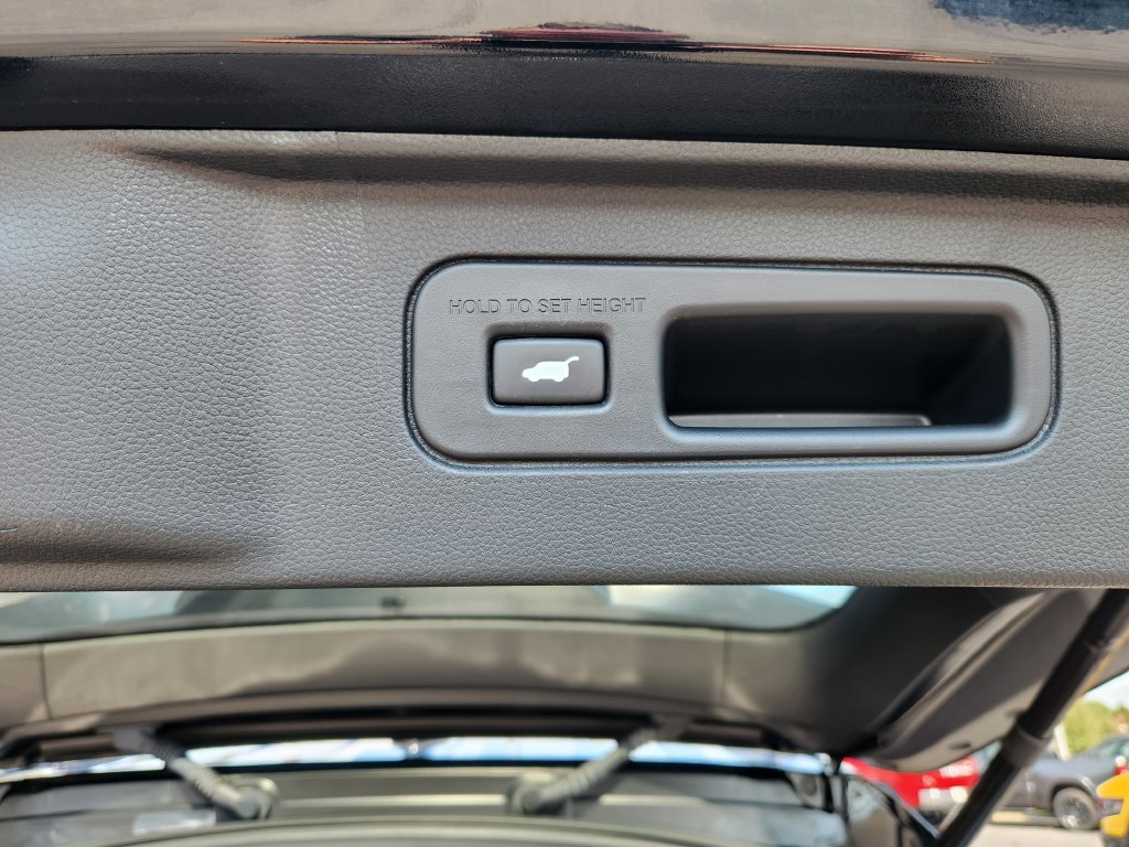 Used 2024 Honda Pilot TrailSport image 15