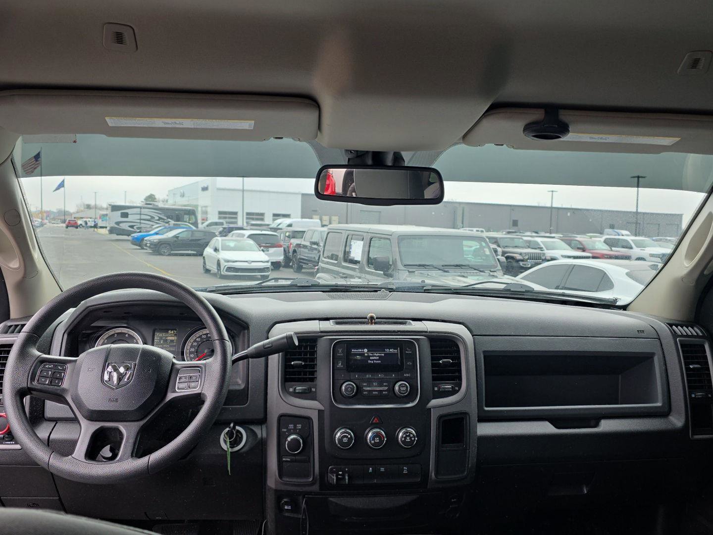 Used 2018 RAM 2500 Tradesman w/ Chrome Appearance Group image 14