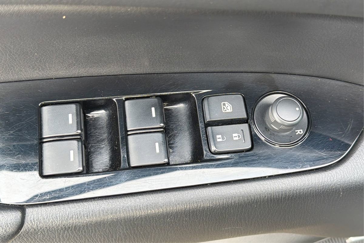 Used 2018 MAZDA CX-5 Touring w/ Preferred Equipment Package image 39