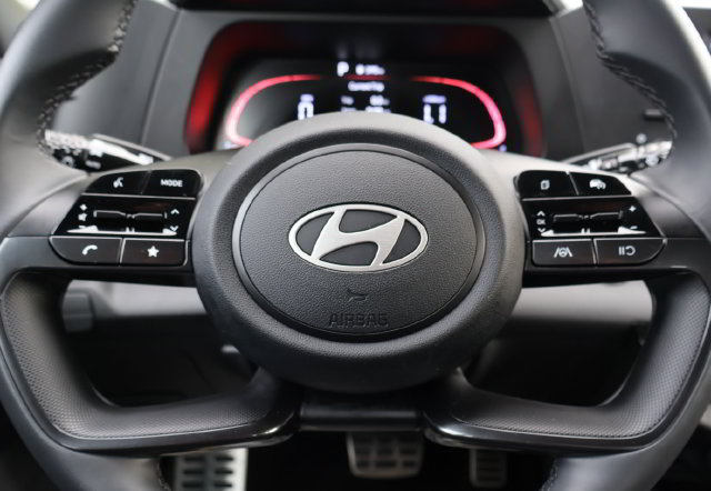 Used 2026 Hyundai Elantra Sport FWD image 21