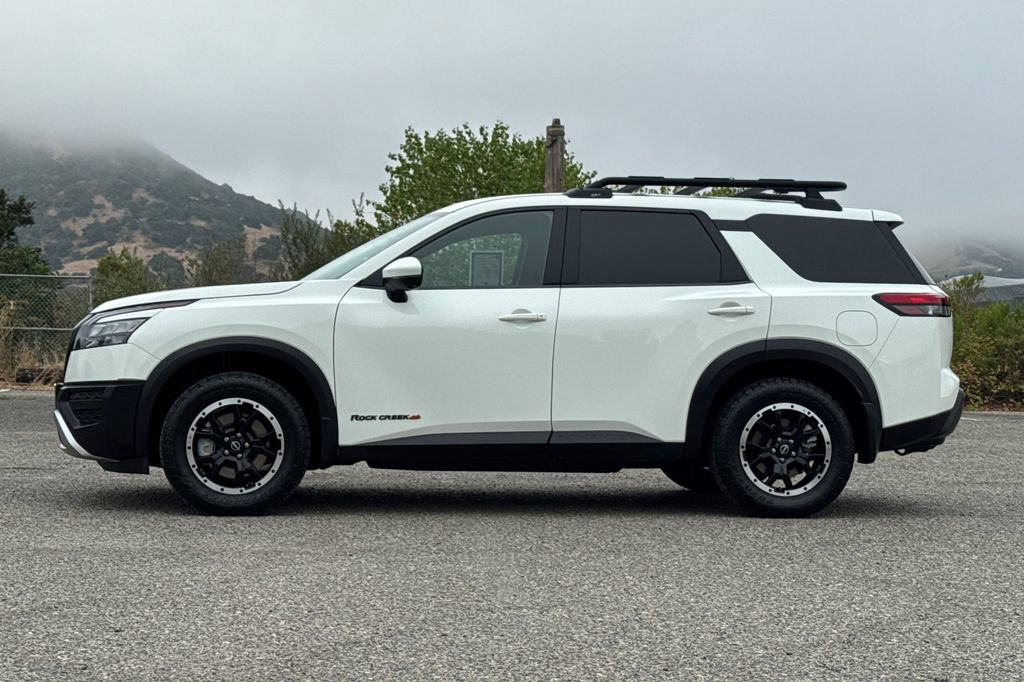 Used 2024 Nissan Pathfinder Rock Creek AWD/4WD image 7