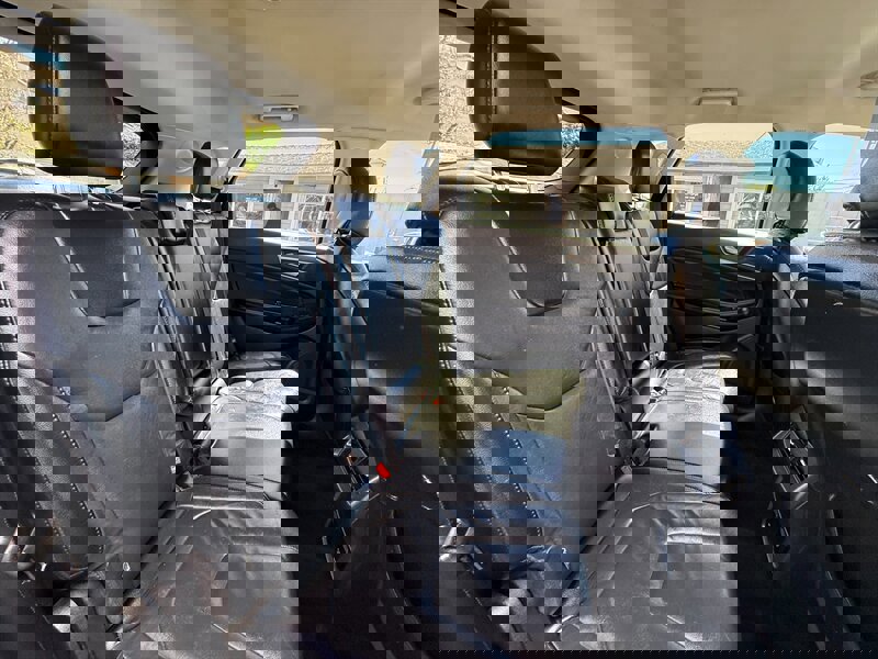 Used 2016 Ford Edge Titanium w/ Technology Package FWD image 23