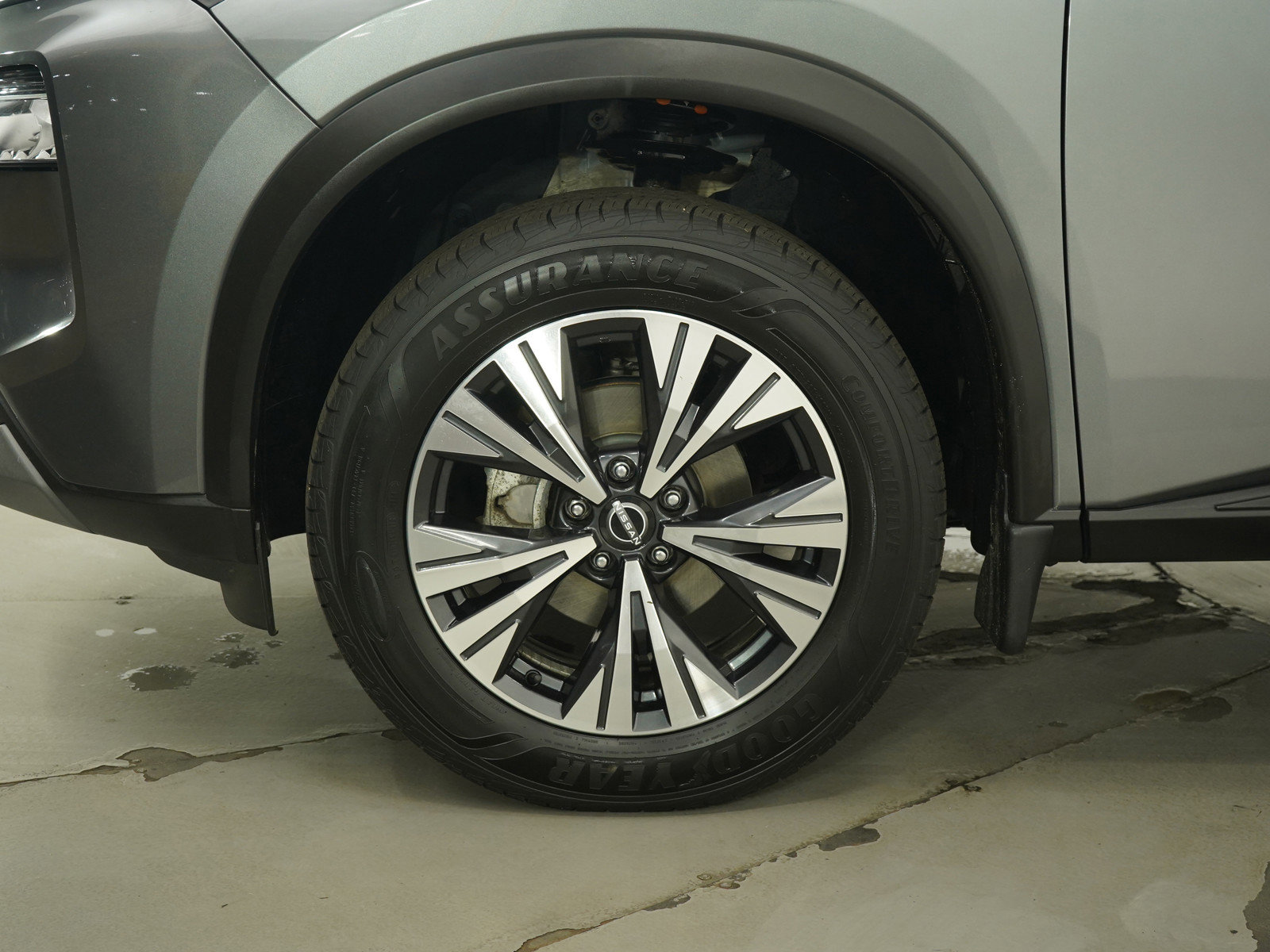 Used 2022 Nissan Rogue SV image 30