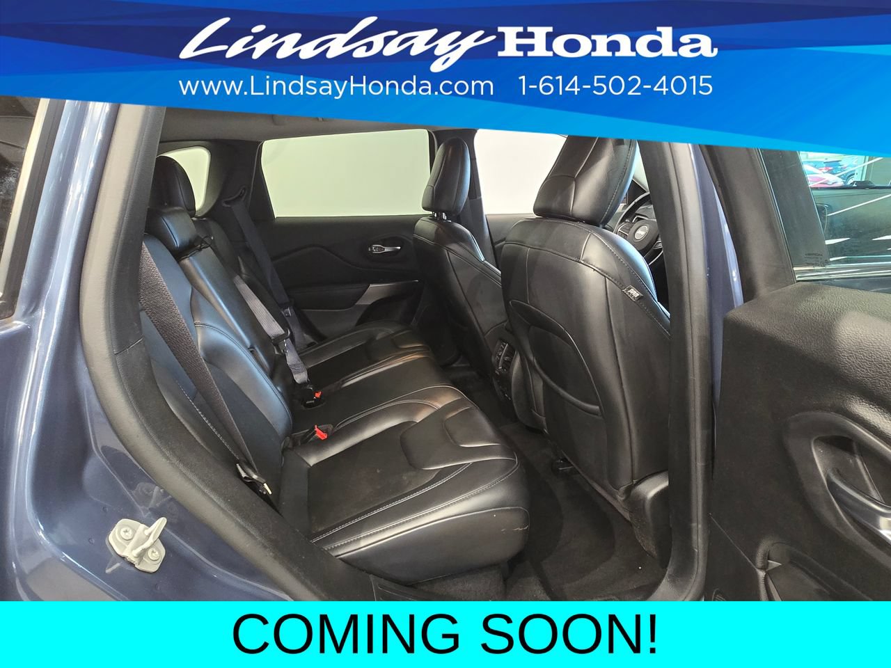 Used 2020 Jeep Cherokee Latitude Plus w/ Cold Weather Group AWD/4WD image 12