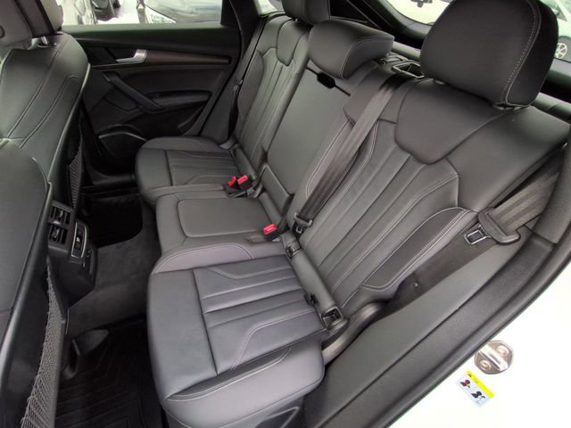 Used 2021 Audi Q5 2.0T Premium Plus w/ Premium Plus Package image 17