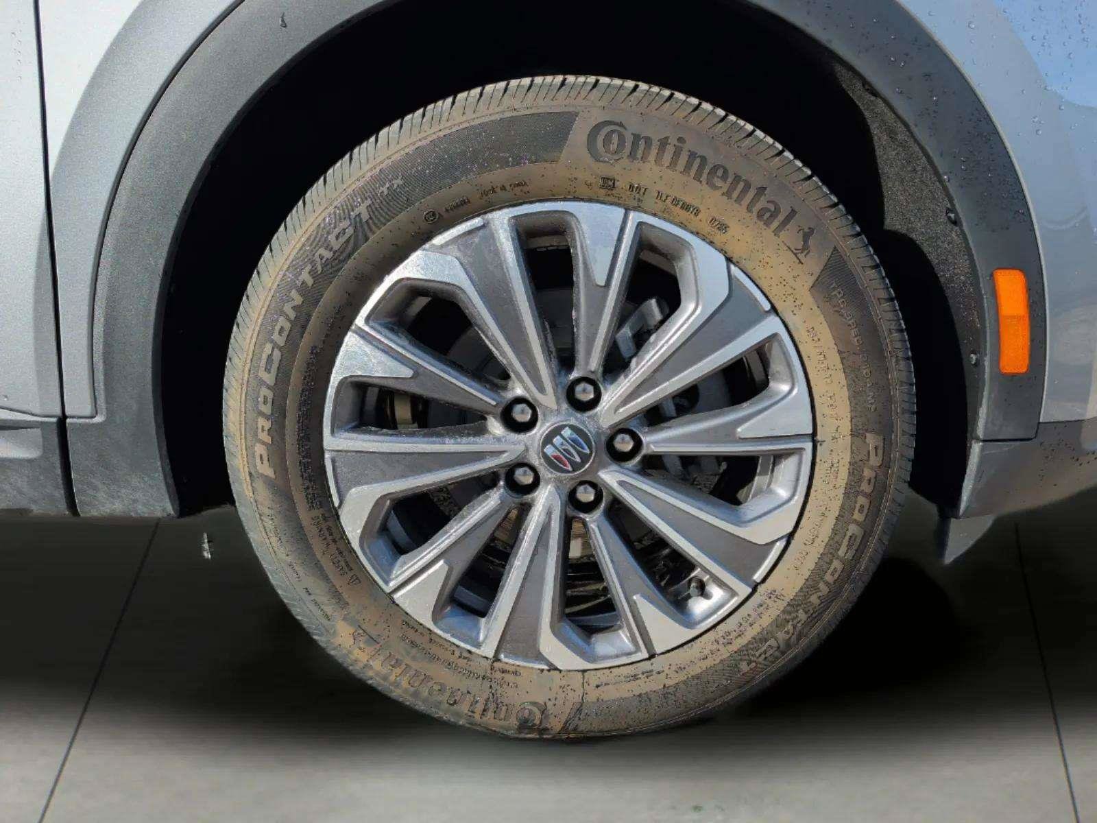 Used 2025 Buick Envision AWD Preferred image 20
