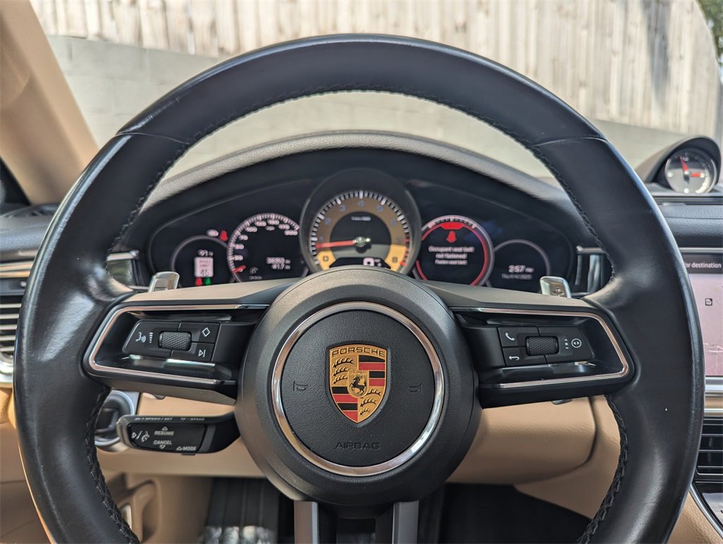 Used 2022 Porsche Panamera 4S Executive image 22