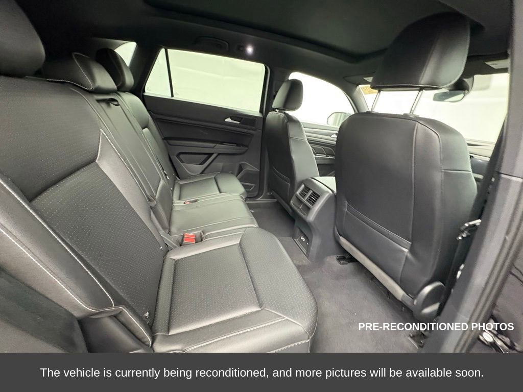 Used 2020 Volkswagen Atlas Cross Sport SEL image 13