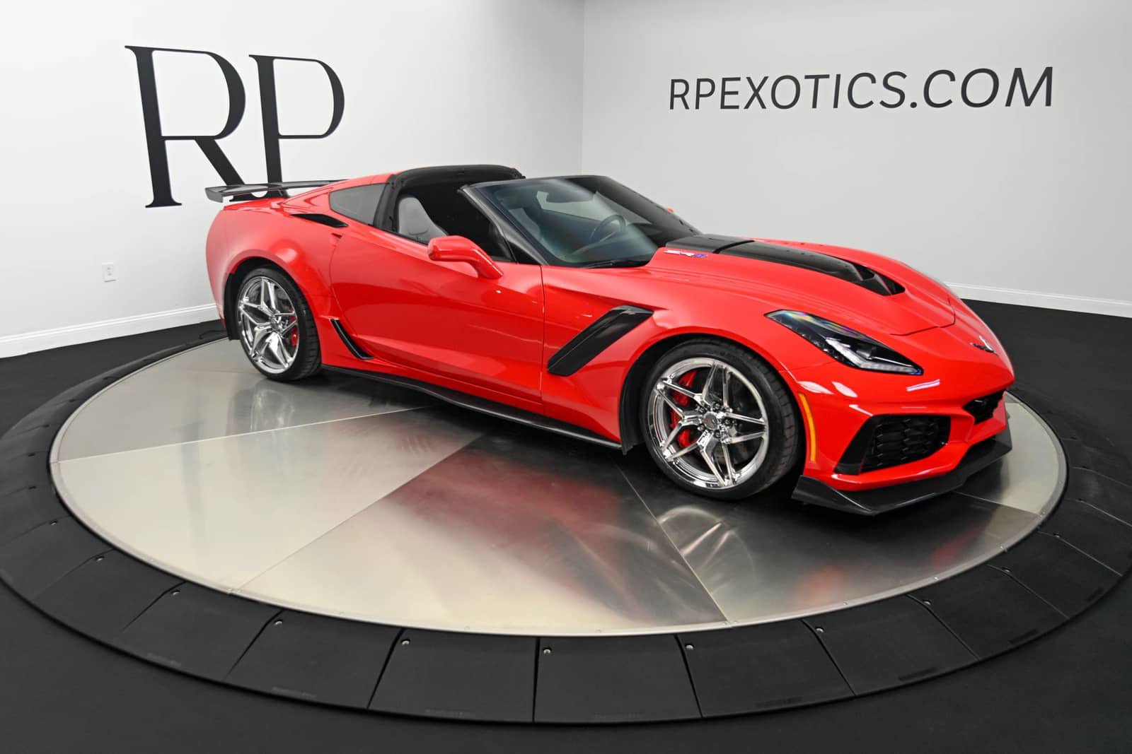 Used 2019 Chevrolet Corvette ZR1 RWD image 24