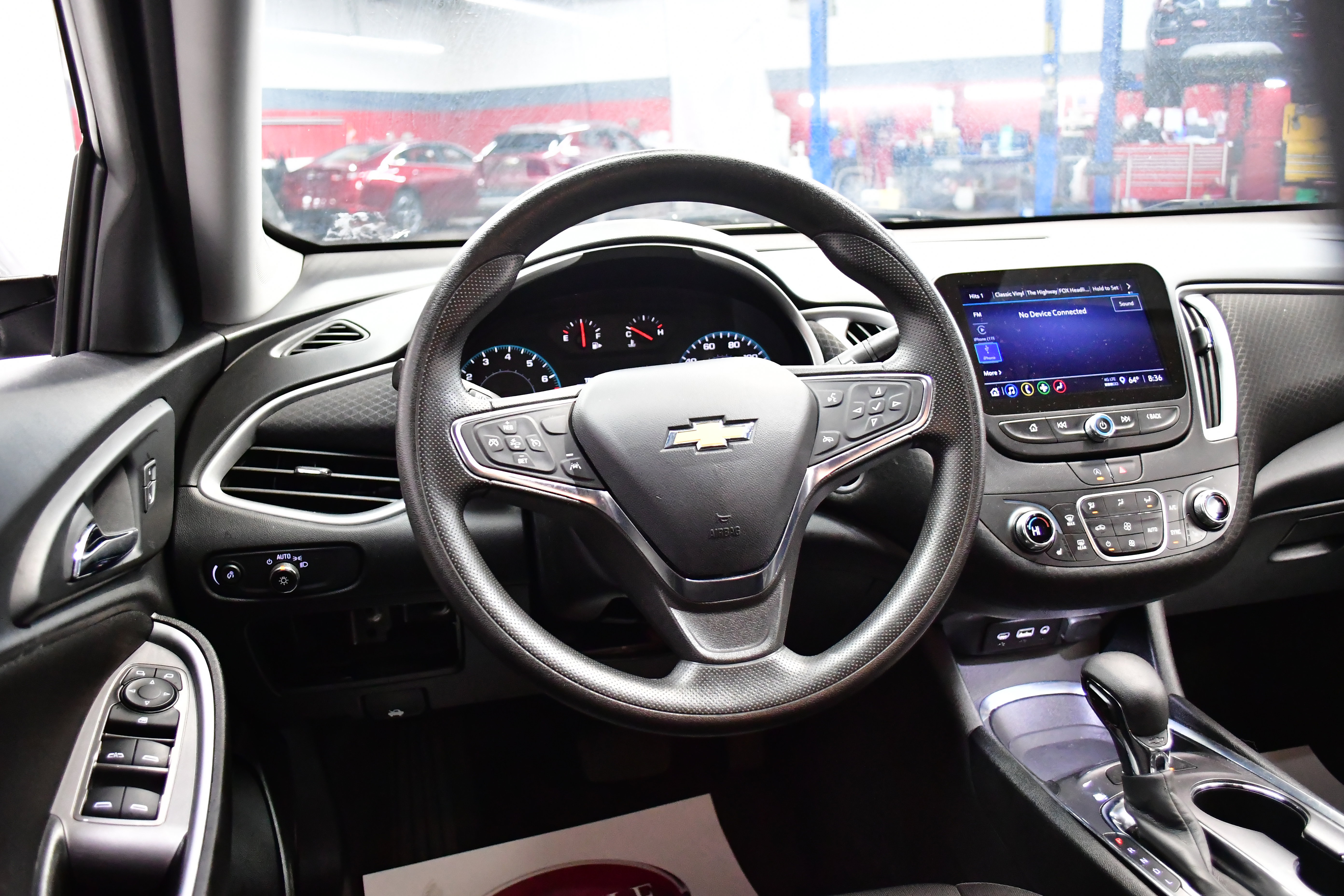 Used 2024 Chevrolet Malibu LT image 9