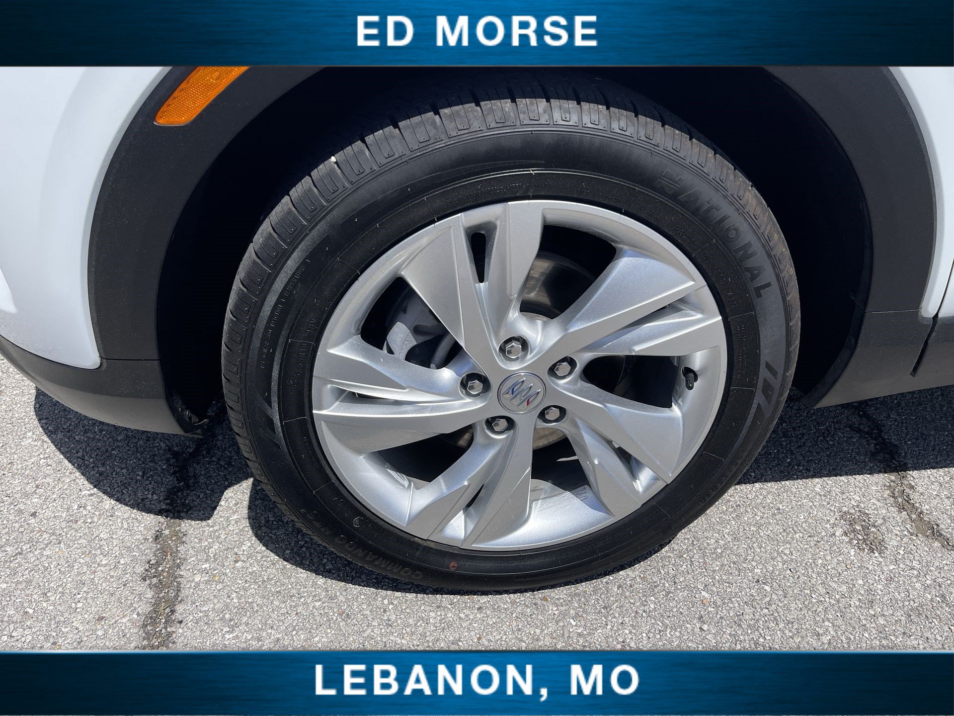 Certified 2025 Buick Encore GX Preferred AWD/4WD image 30